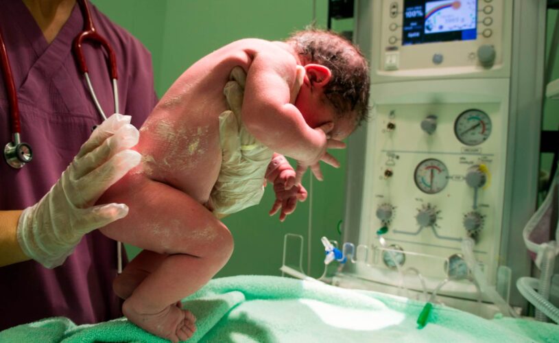 Enfermagem Neonatal é uma das áreas com maior demanda na Enfermagem