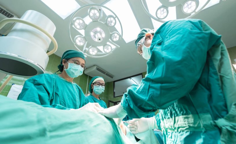 Posicionamento cirúrgico do paciente pode prevenir lesões