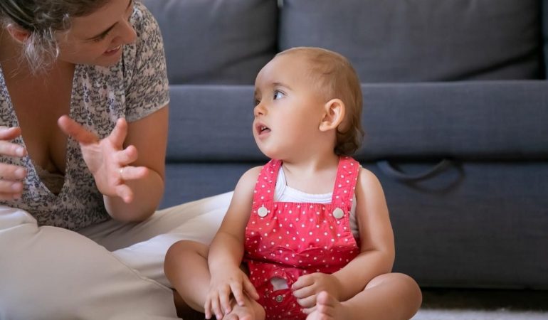 Quais atividades podem ajudar no desenvolvimento da linguagem?