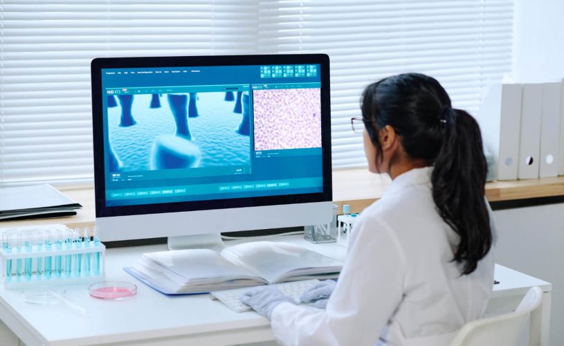Especializações em medicina na FCMSCSP: conheça as opções