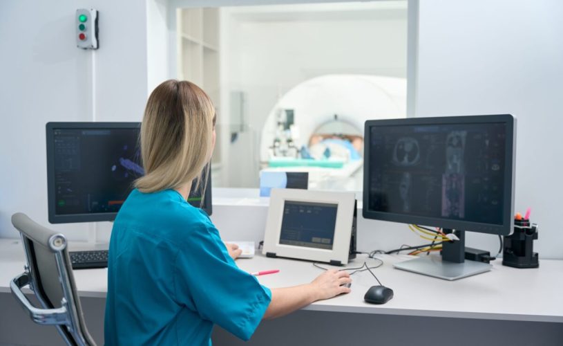 Saiba quais são as especializações em Tecnologia da Faculdade da Santa Casa de SP