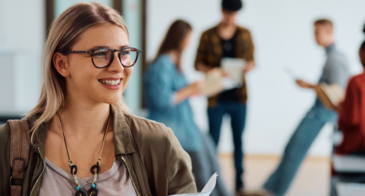 Pós-EAD ou presencial: escolha de acordo com o seu perfil