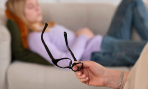 Como atuar com terapia cognitivo-comportamental: guia para construir carreira